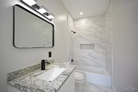 Bath - 925 State Ave, Cincinnati, OH 45204 photo 3 of 4