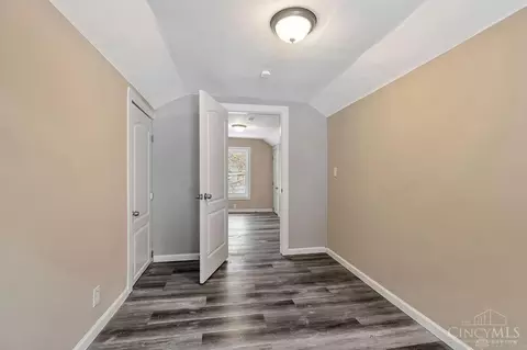 Entry Way - 9 Letitia St, Amelia, OH 45102 photo 2 of 2