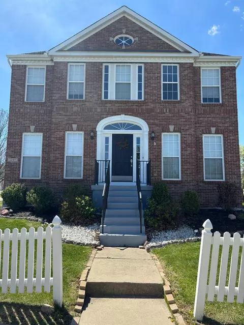 1297 Garden Gate Ln, Lebanon, OH 45036