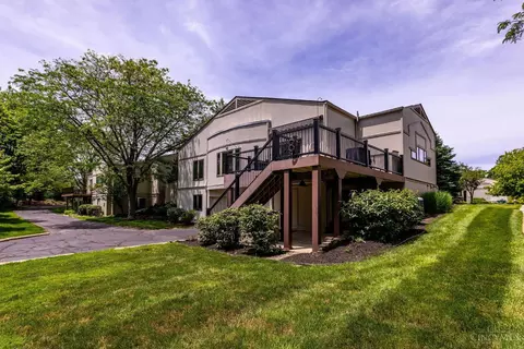 6 Chestnut Hl, Oxford, OH 45056