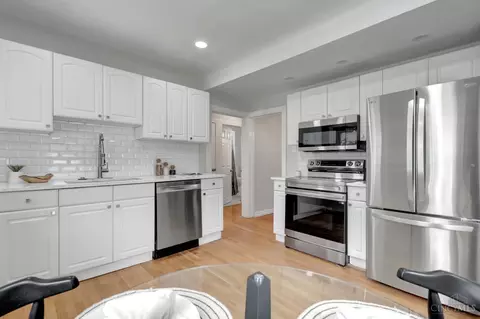 Kitchen - 4637 Alpine Ave, Blue Ash, OH 45242 photo 1 of 2