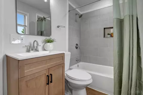 Bath - 4637 Alpine Ave, Blue Ash, OH 45242 photo 1 of 2