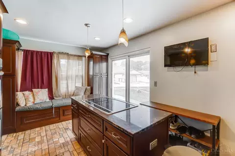 Kitchen - 5809 Elder St, Fairfax, OH 45227 photo 5 of 8