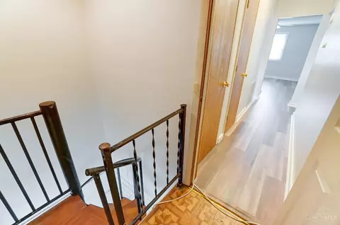 Entry Way - 5809 Elder St, Fairfax, OH 45227 photo 5 of 5