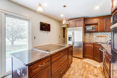 Kitchen - 5809 Elder St, Fairfax, OH 45227 photo 1 of 8