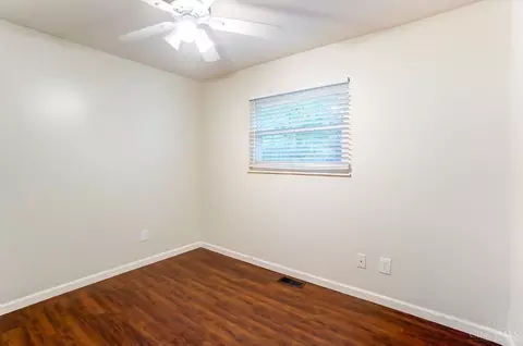 Bedroom - 5809 Elder St, Fairfax, OH 45227 photo 5 of 7