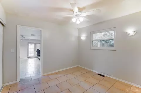 Bedroom - 5809 Elder St, Fairfax, OH 45227 photo 1 of 7