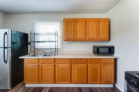 Kitchen - 5809 Elder St, Fairfax, OH 45227 photo 7 of 8