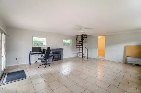 Living - 5809 Elder St, Fairfax, OH 45227 photo 3 of 5