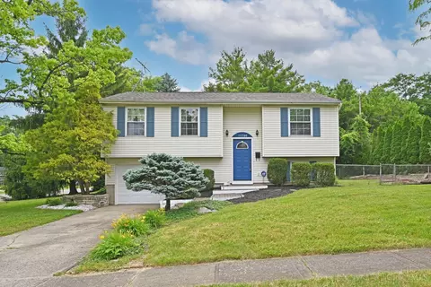 11786 Elkwood Dr, Forest Park, OH 45240