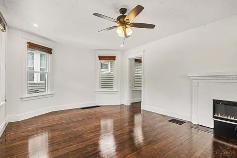 Living - 2544 Ring Pl, Cincinnati, OH 45204 photo 1 of 1