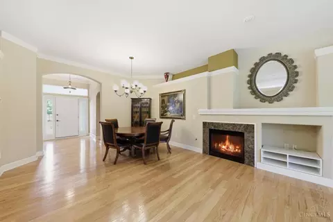 Dining - 3509 Macpherson Pl, Cincinnati, OH 45245 photo 2 of 7