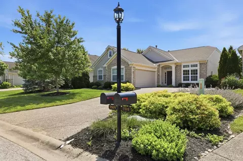 Exterior - 3509 Macpherson Pl, Cincinnati, OH 45245 photo 2 of 9