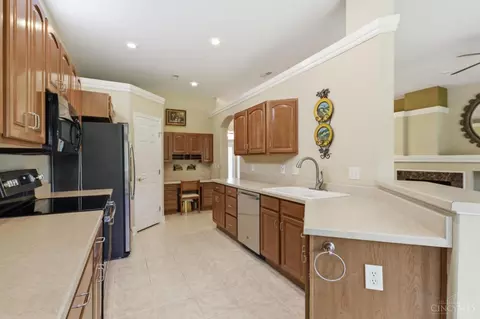 Kitchen - 3509 Macpherson Pl, Cincinnati, OH 45245 photo 2 of 2