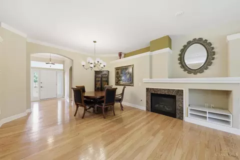 Dining - 3509 Macpherson Pl, Cincinnati, OH 45245 photo 4 of 7