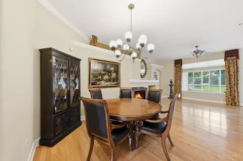 Dining - 3509 Macpherson Pl, Cincinnati, OH 45245 photo 1 of 7