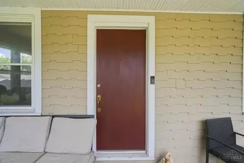 Exterior - 1897 Springdale Rd, Cincinnati, OH 45231 photo 4 of 15