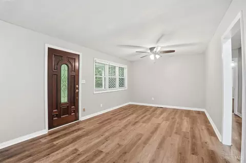 7158 Cozaddale Rd, Goshen, OH 45122