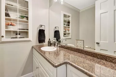 Bath - 9844 Zig Zag Rd, Montgomery, OH 45242 photo 4 of 4