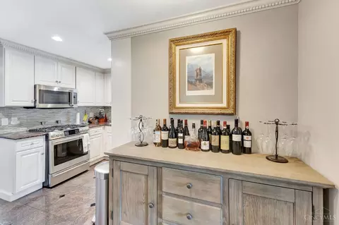 Kitchen - 9844 Zig Zag Rd, Montgomery, OH 45242 photo 2 of 3