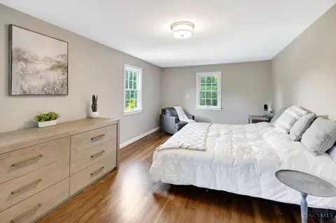 Bedroom - 9844 Zig Zag Rd, Montgomery, OH 45242 photo 2 of 2