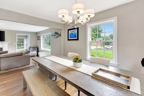 Dining - 9844 Zig Zag Rd, Montgomery, OH 45242 photo 1 of 1