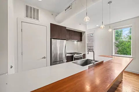 Kitchen - 1509 Pleasant St, Cincinnati, OH 45202 photo 3 of 3