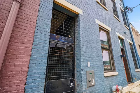 Exterior - 1509 Pleasant St, Cincinnati, OH 45202 photo 2 of 3