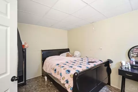 Bedroom - 3433 Reading Rd, Cincinnati, OH 45229 photo 6 of 8