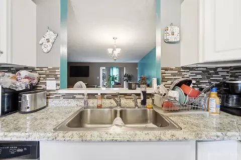 Kitchen - 3433 Reading Rd, Cincinnati, OH 45229 photo 3 of 4