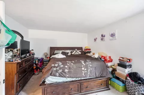Bedroom - 3433 Reading Rd, Cincinnati, OH 45229 photo 2 of 8