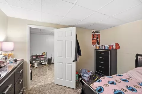 Bedroom - 3433 Reading Rd, Cincinnati, OH 45229 photo 8 of 8