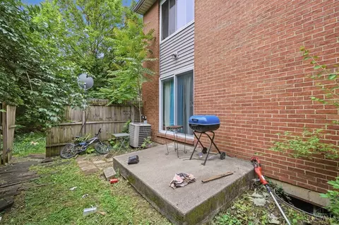 Exterior - 3433 Reading Rd, Cincinnati, OH 45229 photo 7 of 9