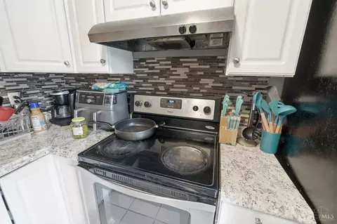 Kitchen - 3433 Reading Rd, Cincinnati, OH 45229 photo 4 of 4