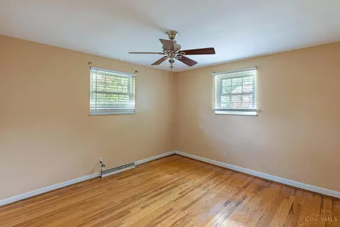 Bedroom - 567 Lang Rd, Cincinnati, OH 45244 photo 3 of 5