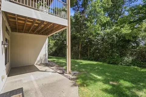 Exterior - 7462 Bridge Point Dr, Cincinnati, OH 45248 photo 6 of 6