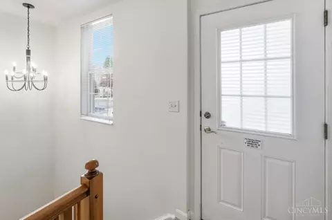 Entry Way - 7462 Bridge Point Dr, Cincinnati, OH 45248 photo 1 of 7