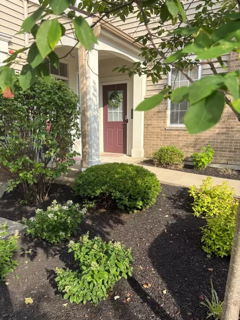 7462 Bridge Point Dr, Cincinnati, OH 45248