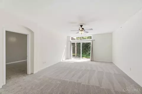 Living - 7462 Bridge Point Dr, Cincinnati, OH 45248 photo 2 of 5