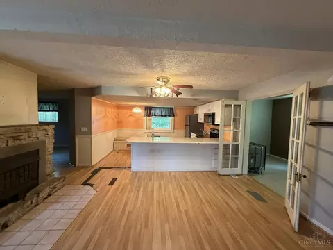 Living - 4988 St Rt 132, Batavia, OH 45103 photo 3 of 4