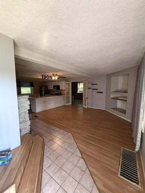 Living - 4988 St Rt 132, Batavia, OH 45103 photo 1 of 4