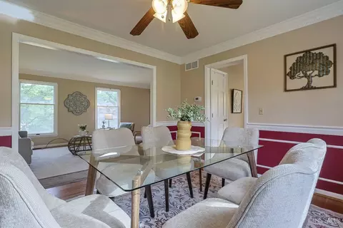 Dining - 3020 Cooperhill Dr, Evendale, OH 45241 photo 3 of 3
