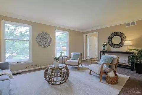 Living - 3020 Cooperhill Dr, Evendale, OH 45241 photo 2 of 4