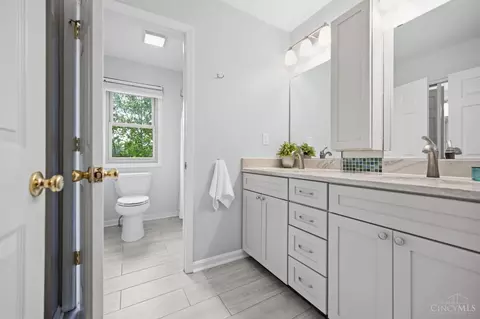 Bath - 9499 Benchmark Ln, Blue Ash, OH 45242 photo 6 of 10