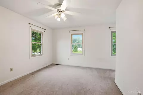 Bedroom - 9499 Benchmark Ln, Blue Ash, OH 45242 photo 8 of 14