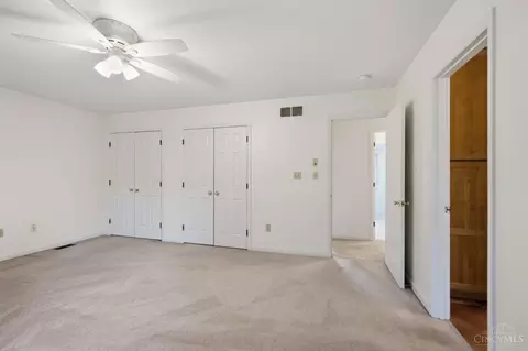 Bedroom - 9499 Benchmark Ln, Blue Ash, OH 45242 photo 3 of 14