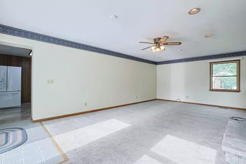 Living - 7026 Mesa Ln, Harrison, OH 45030 photo 7 of 8