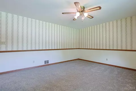 Bedroom - 7026 Mesa Ln, Harrison, OH 45030 photo 1 of 10
