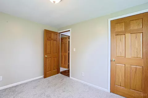 Bedroom - 7419 Willow Dr, Blanchester, OH 45107 photo 4 of 6