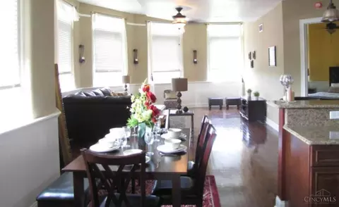 Dining - 255 Warner St, Cincinnati, OH 45219 photo 1 of 3